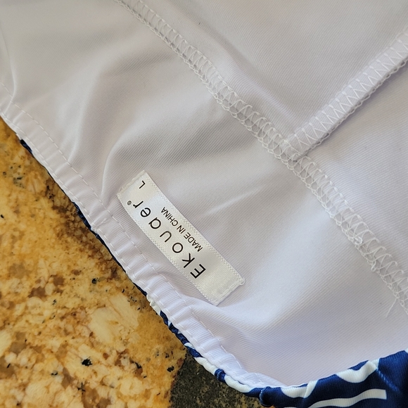 NWOT Ekouaer Skorts - Picture 3 of 3